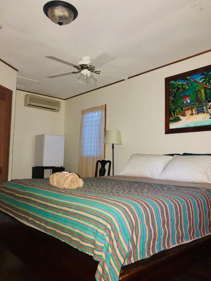 Mana Kai Camping & Cabins 圣伊格纳西奥 外观 照片